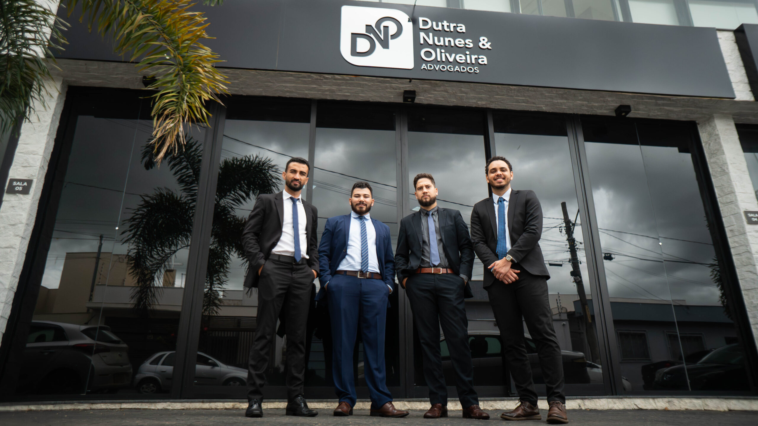 Escritório Dutra, Nunes & Oliveira